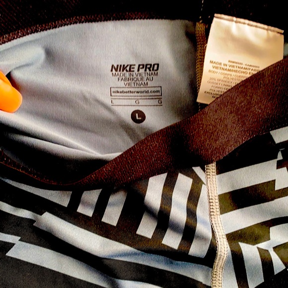 Nike pro - Picture 2 of 3